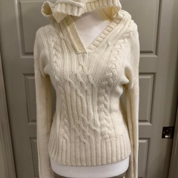 Y2K Coquette White Cable Knit V-Neck Pullover Hoodie Top - Picture 2 of 5